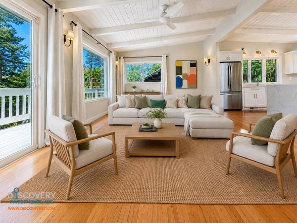 Contemporary Piedmont Pines Home Desigend For Indoor-outdoor Living photo 5