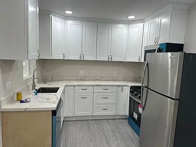 2BR/1BA Single Family House on Madison Ave · Redwood City photo 2