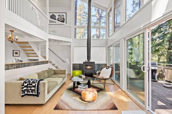 1BR/1BA Single Family House on Fir Ave · Woodacre photo 5