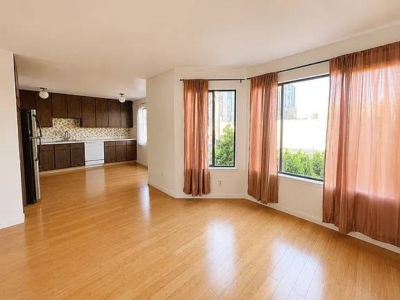 Apartments on Capp St · San Francisco photo 2