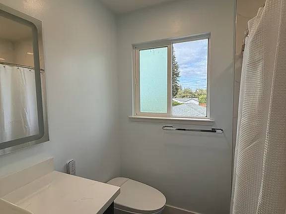 1BR/1BA Apartment · Mountain View photo 3