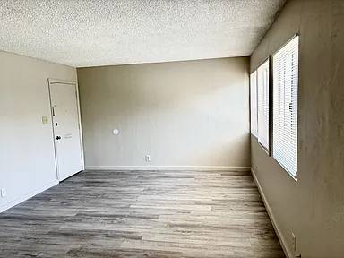 Apartments on University Ave · Berkeley photo 4
