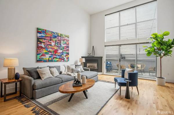 Modern Industrial 2 BR, 2 BA Multi-Level Condo for Rent in SOMA photo 2