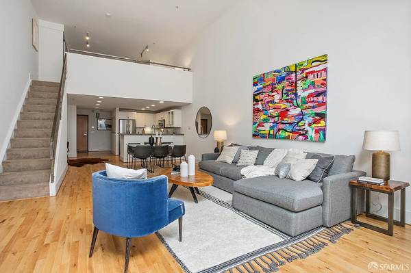 Modern Industrial 2 BR, 2 BA Multi-Level Condo for Rent in SOMA photo 4