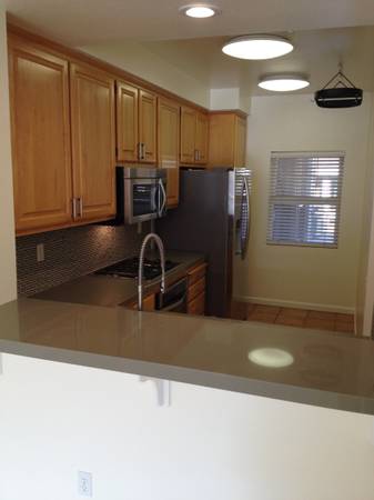 2BR/2BA Condo on Crescent Court · Brisbane photo 2