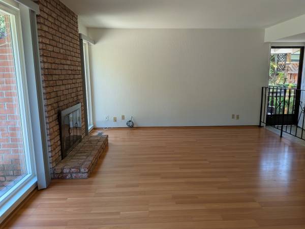 2BR/2BA Duplex on Offenbach Place · Sunnyvale photo 5
