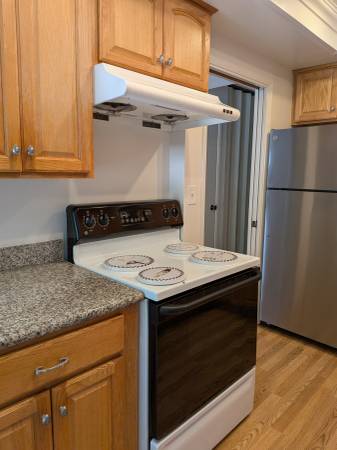 2BR/2BA Duplex on Offenbach Place · Sunnyvale photo 3