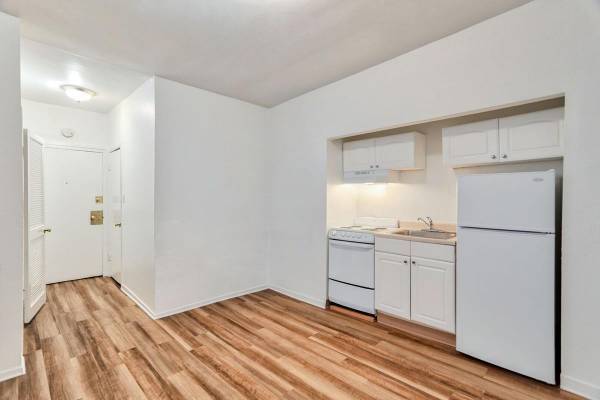 1BR/1BA Apartment · San Francisco photo 3