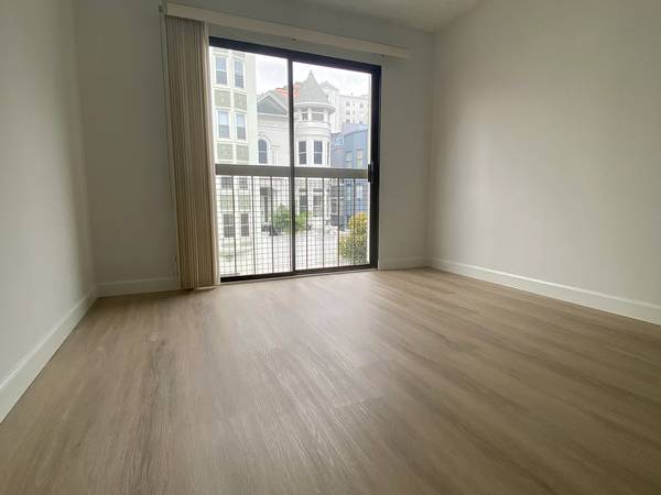 2BR/2BA Apartment on Franklin St · San Francisco photo 5