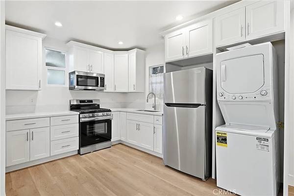 1BR/1BA Apartment · Palo Alto photo 3