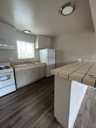 2BR/1BA Apartment · Santa Cruz photo 2