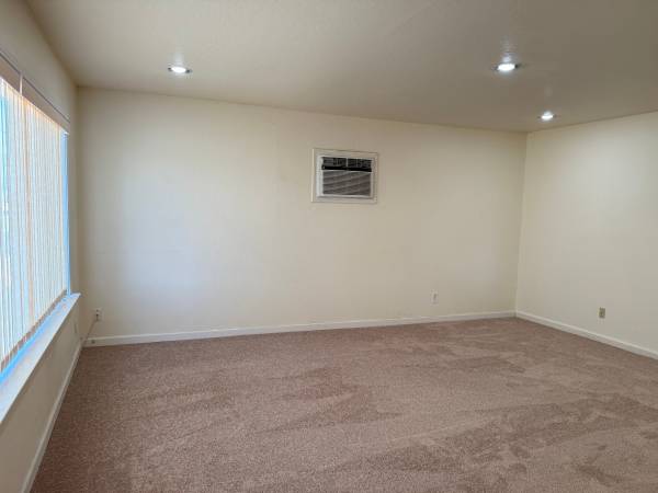 3BR/1BA Single Family House on Trinity Ct · Pittsburg photo 4