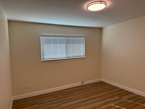 2BR/1BA Apartment · Alameda photo 2