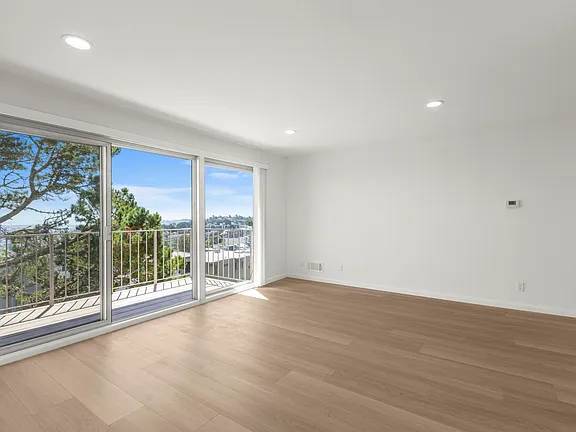 1BR/2BA Apartment · San Francisco photo 4