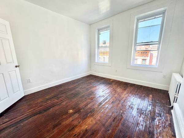 2BR/1BA Apartment · New York photo 3