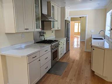 3BR/2BA Single Family House on Oregon Ave · Palo Alto photo 2