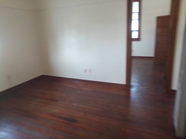 1BR/1BA Single Family House on Anderson Ave · Staten Island photo 3
