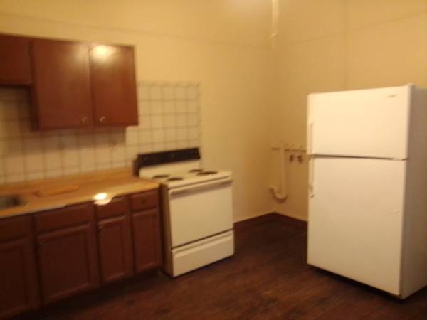 1BR/1BA Single Family House on Anderson Ave · Staten Island photo 2