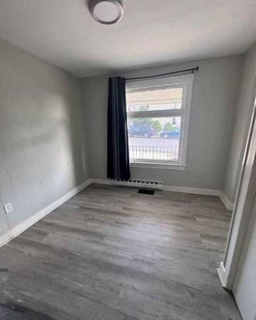 1BR/1BA Apartment · Astoria photo 2