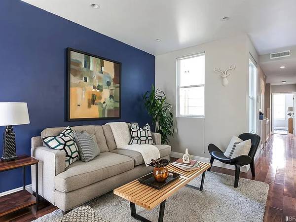 2BR/2BA Flat on Francisco St · San Francisco photo 2