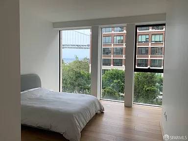 1BR/2BA Condo · San Francisco photo 2