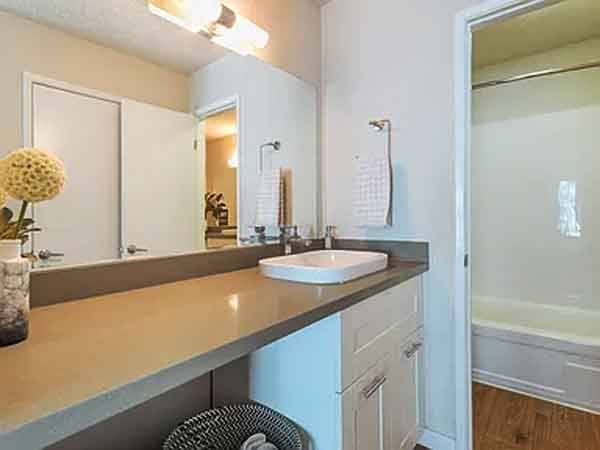1BR/1BA Single Family House on W 172nd St · New York photo 2