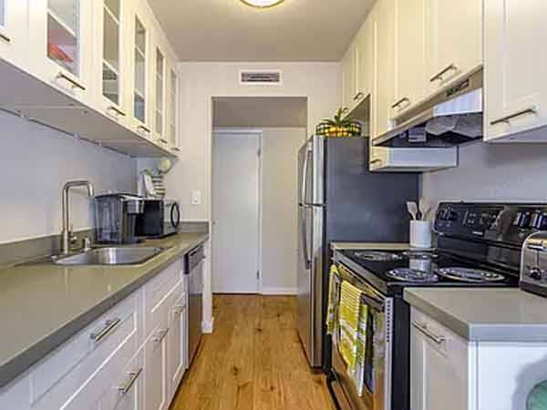 1BR/1BA Single Family House on W 172nd St · New York photo 3