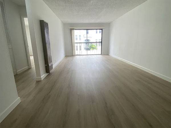 2BR/2BA Apartment on Franklin St · San Francisco photo 2
