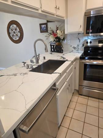 2BR/1BA Condo on Galano Plaza · Fremont photo 2