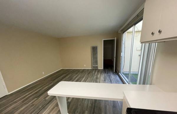2BR/1BA Single Family House on Ditty Ave · Santa Rosa photo 2