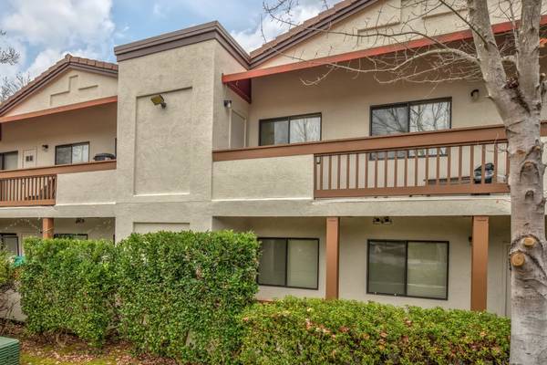 2BR/2BA Apartment · Concord photo 3