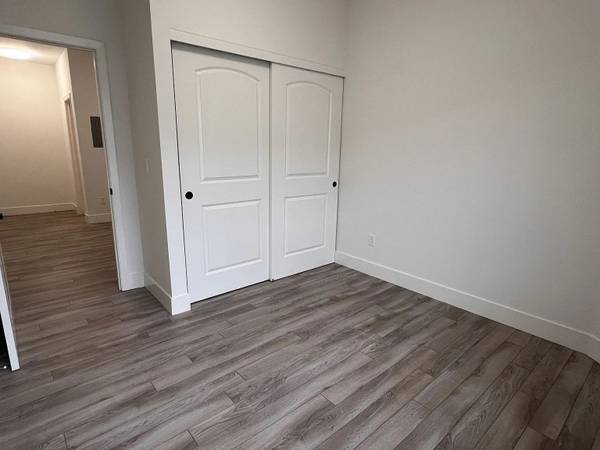 1BR/1BA Condo on Pierce St · San Francisco photo 4