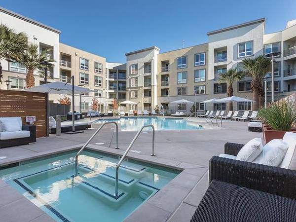 Prime Dublin Location, Great For Commuters &amp; Roommates! 4 Bed, 3 Bath, Near Shopping Walk &amp; To Bart!! photo 3