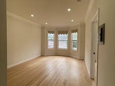 1BR/1BA Apartment on Presidio Ave · San Francisco photo 3