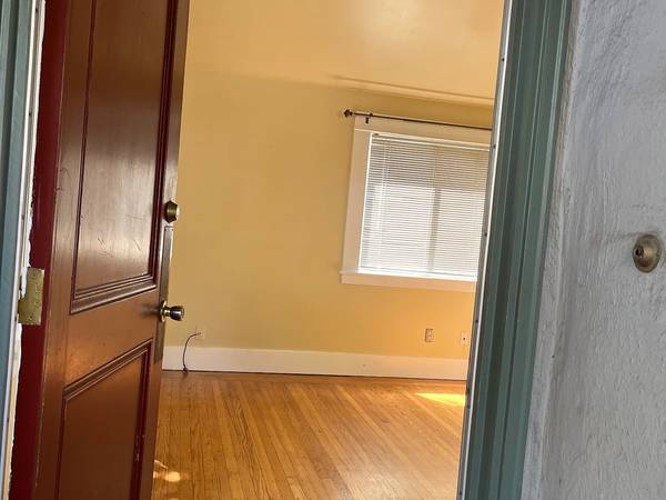 Apartments on Alcatraz Ave · Berkeley photo 4