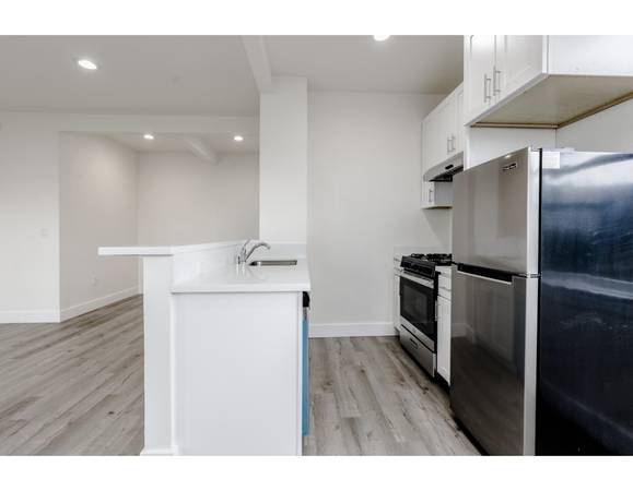 0BR/1BA Apartment on Balboa St - 302 · San Francisco photo 4