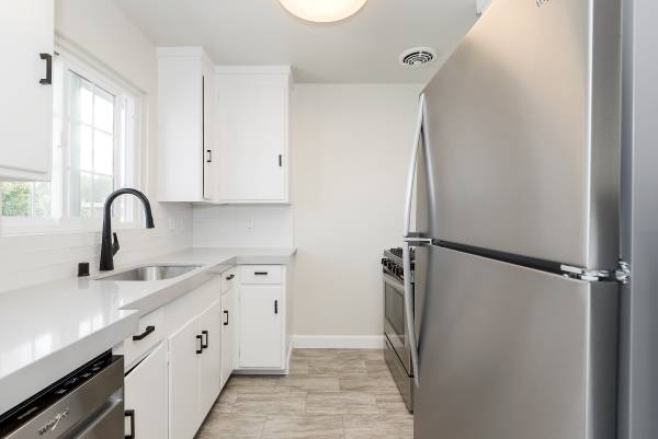 2BR/1BA Apartment · San Carlos photo 4