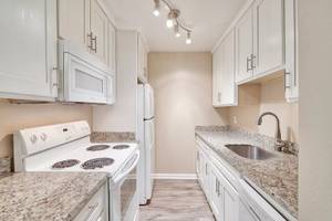 Apartments on Parkhurst Dr · Santa Rosa photo 3