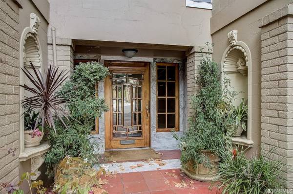 Pacific Heights: Updated Condo w/ Enchanting Shared Garden photo 4