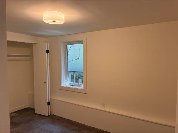 2BR/1BA Apartment · Berkeley photo 5