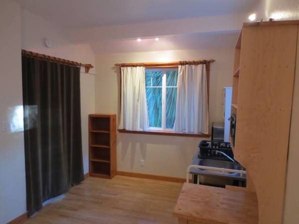1BR/1BA Apartment · Felton photo 4