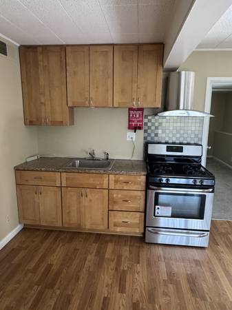 1BR/1BA Apartment · San Leandro photo 4