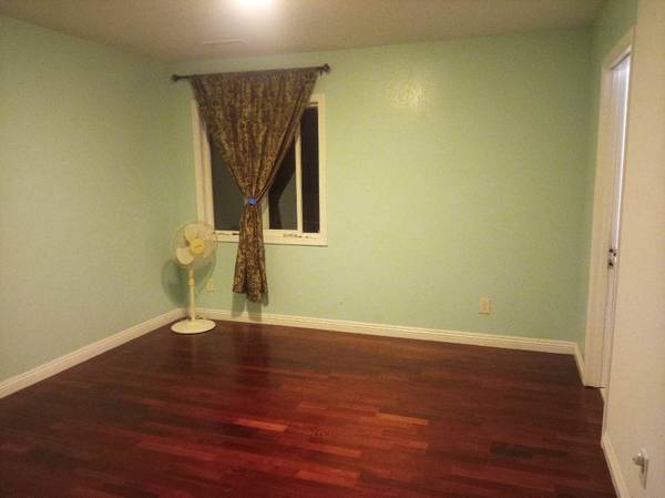 1BR/1BA Apartment · Richmond photo 4