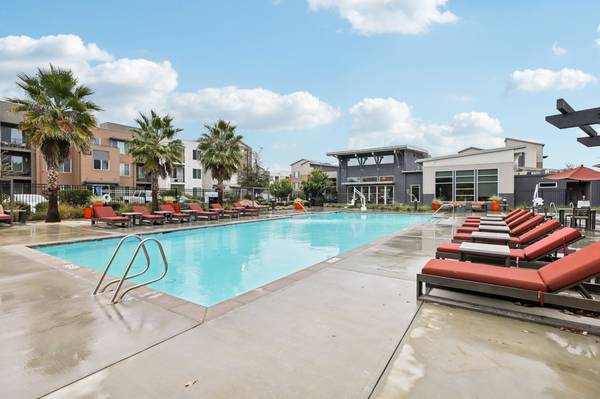 Apartments on Baywood Drive · Petaluma photo 3