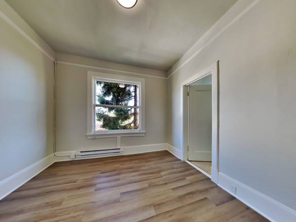 Apartments on 13th St · Oakland