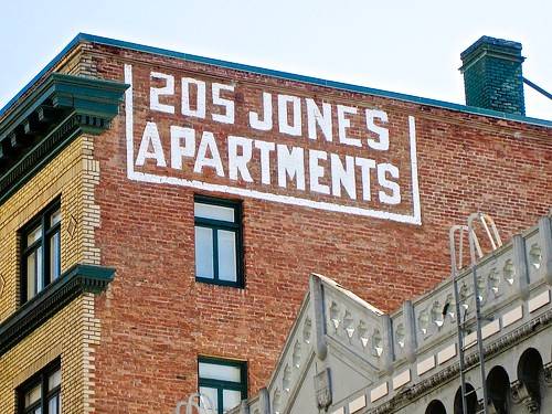 0BR/1BA Apartment on Jones Street · San Francisco photo 5