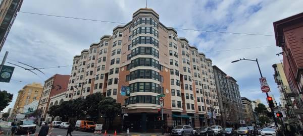 1BR/1BA Apartment on Jones Street · San Francisco photo 2