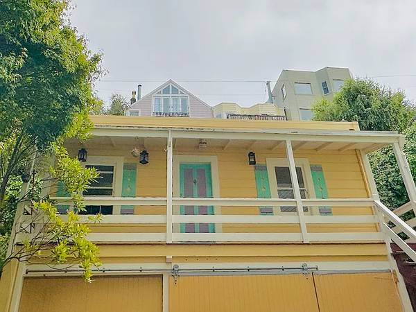1BR/1BA Single Family House on 20th St · San Francisco photo 2