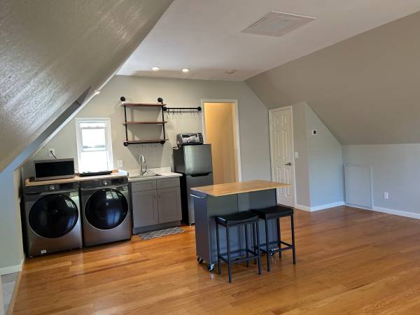1BR/1BA Apartment · Santa Rosa photo 3