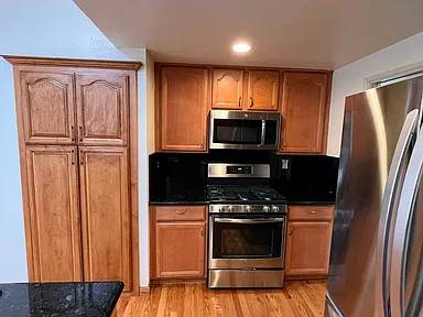 Houses on Silbury Ct · San Jose photo 3